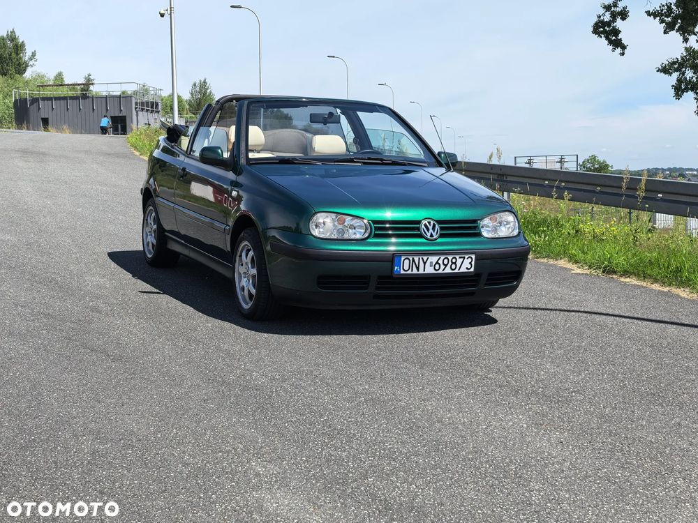 Volkswagen Golf 1.9 TDI Highline - 12