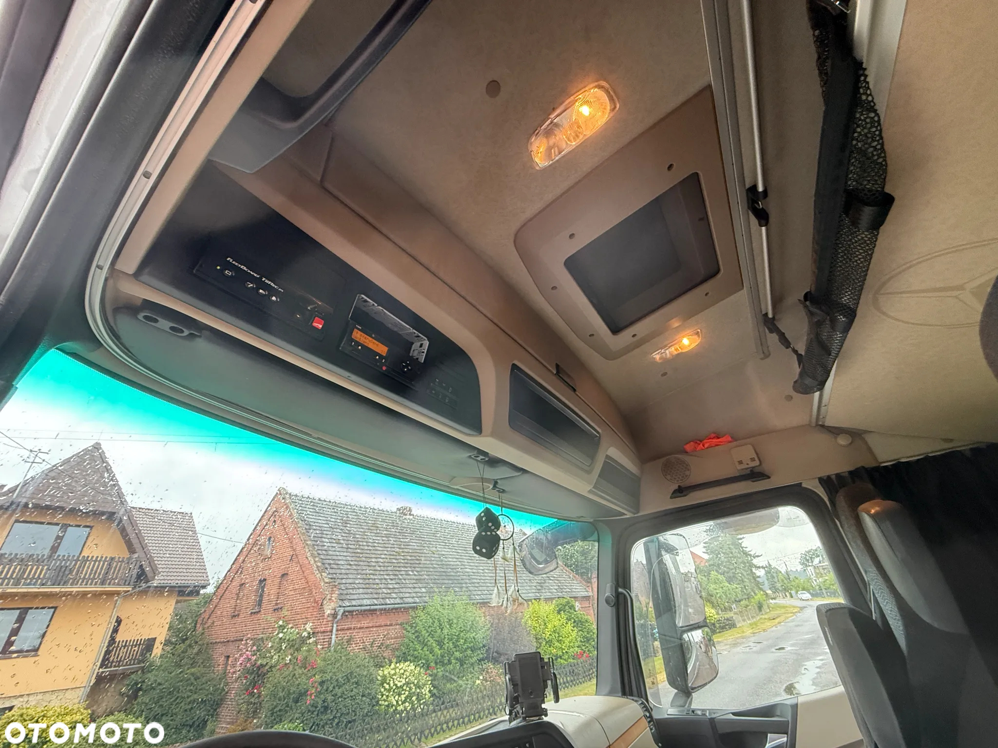 Mercedes-Benz Actros - 23