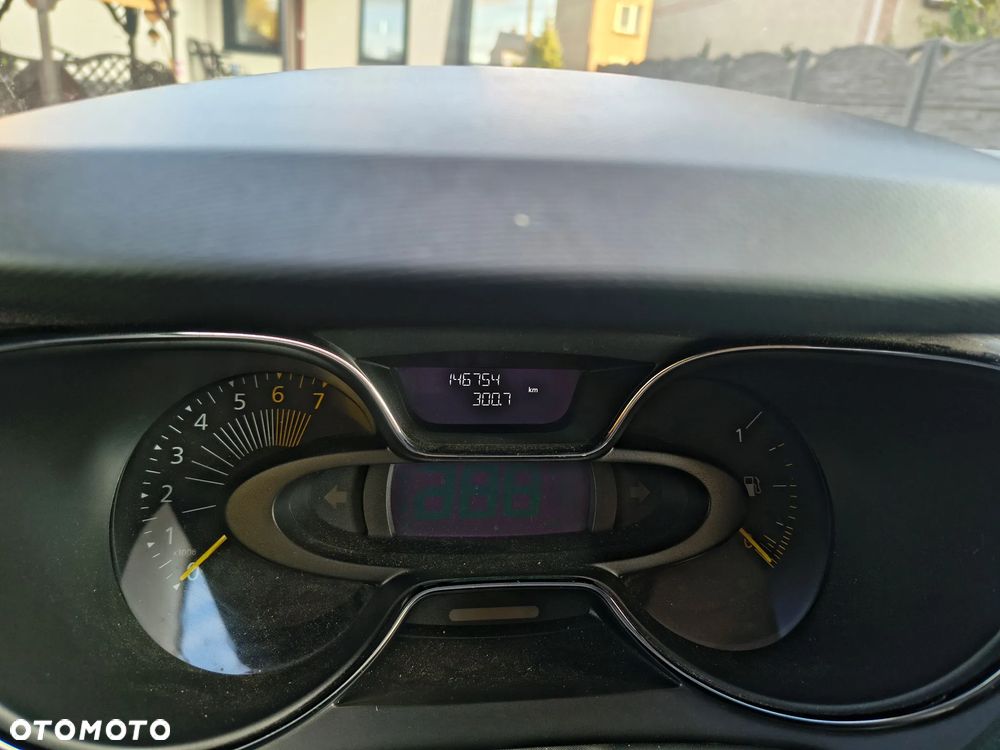 Renault Captur - 5