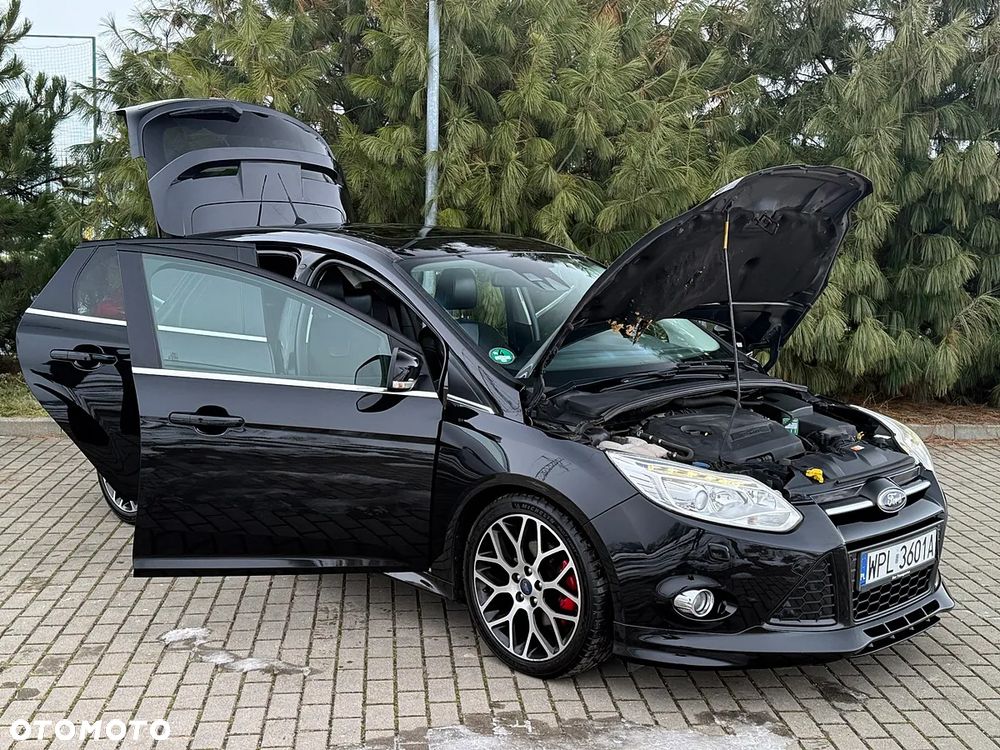 Ford Focus 1.6 EcoBoost Titanium - 36