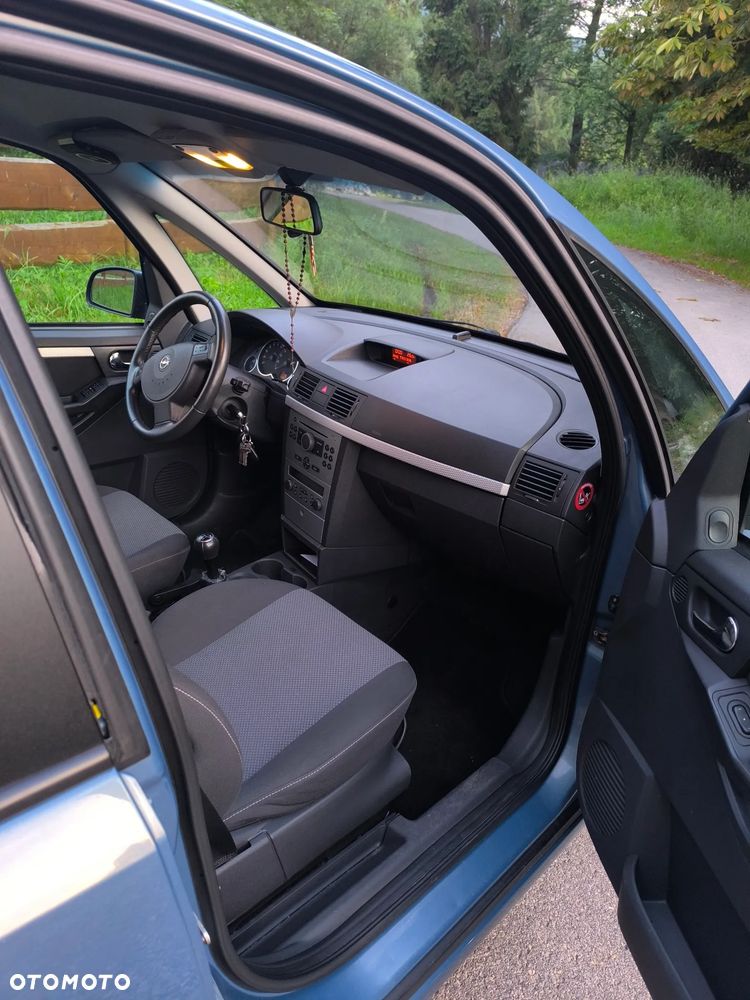 Opel Meriva 1.7 CDTI Cosmo - 11