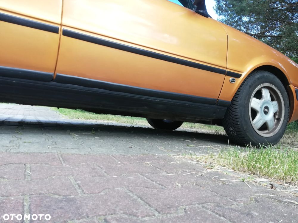 Audi 80 2.0 E - 18