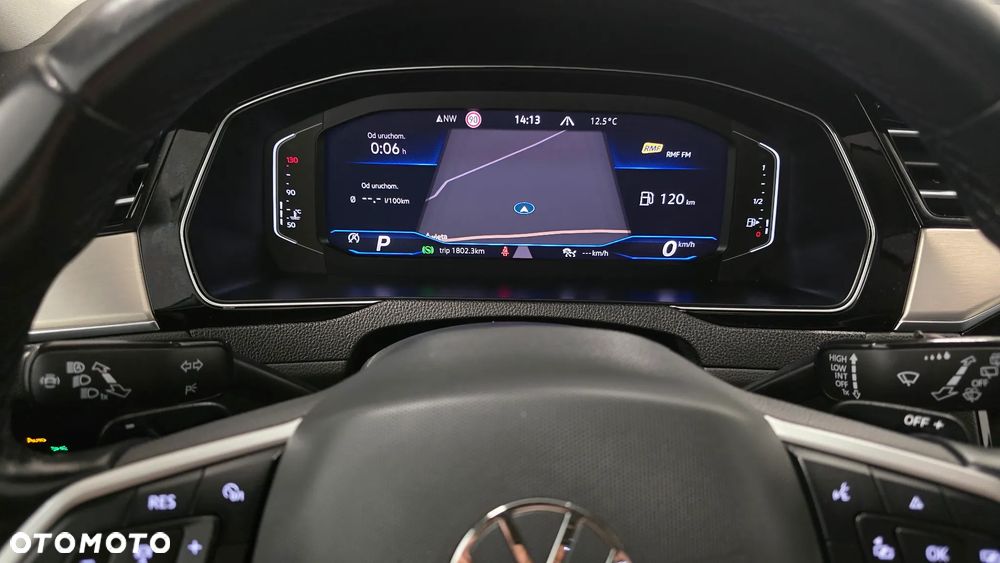 Volkswagen Passat - 20