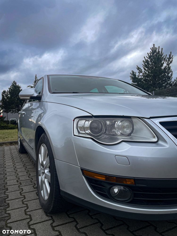 Volkswagen Passat 2.0 TDI Comfortline - 7