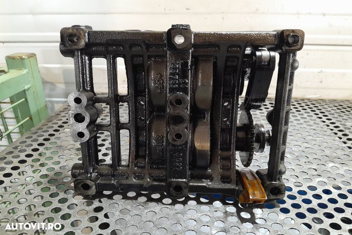 Pompa ulei R90573814 R90573814 Opel Zafira A [facelift] [2003 - 2005] - 5