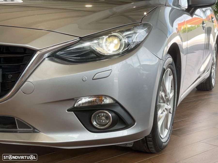 Mazda 3 Hatchback 1.5 Sky-D Excellence Navi - 6