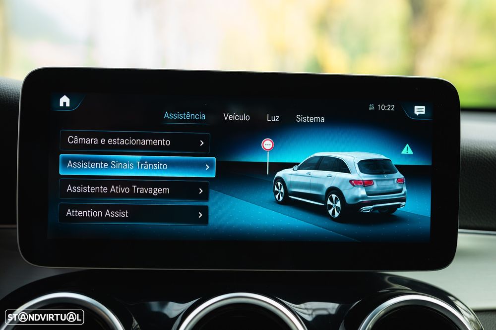 Mercedes-Benz GLC 300 de 4Matic 9G-TRONIC AMG Line Plus - 41