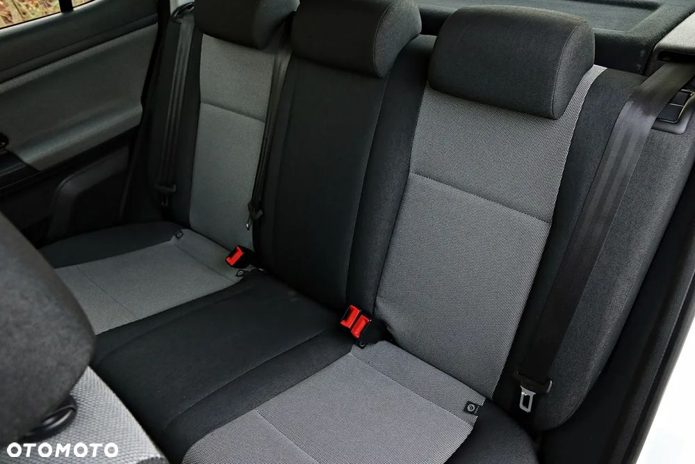 Skoda Fabia 1.2 TSI Active - 34