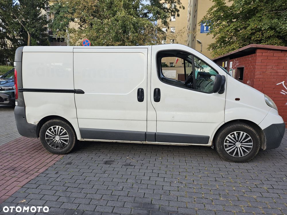Opel Vivaro - 1