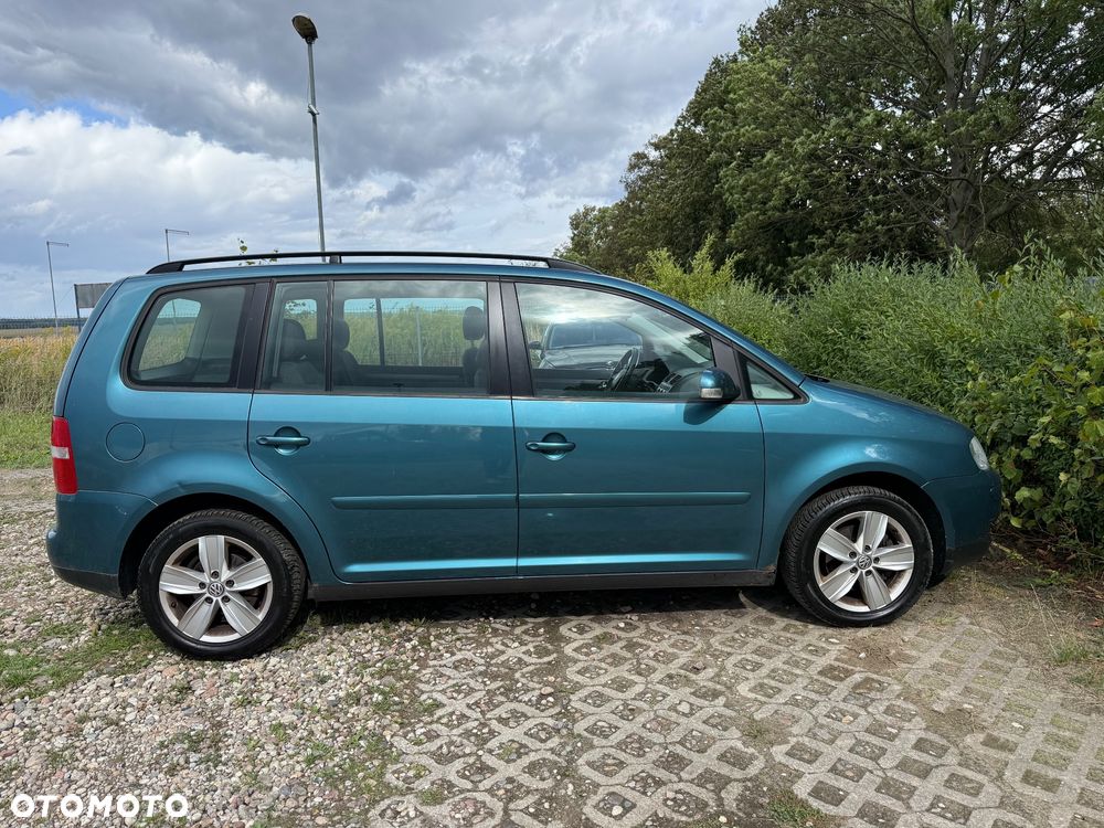 Volkswagen Touran 1.9 TDI DSG Trendline - 8