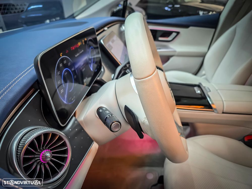 Mercedes-Benz EQE SUV 300 - 29