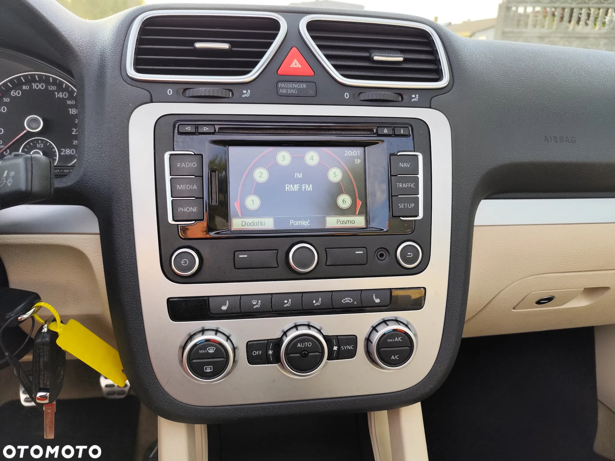 Volkswagen Eos 2.0 TDI DPF BlueMotion Technology - 15