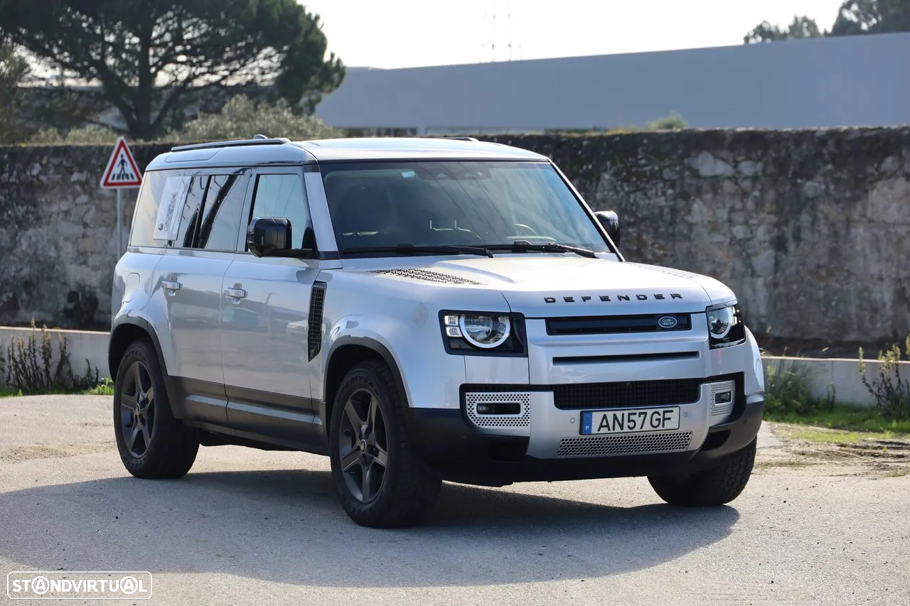 Land Rover Defender 2.0 P400e 110 AWD - 31