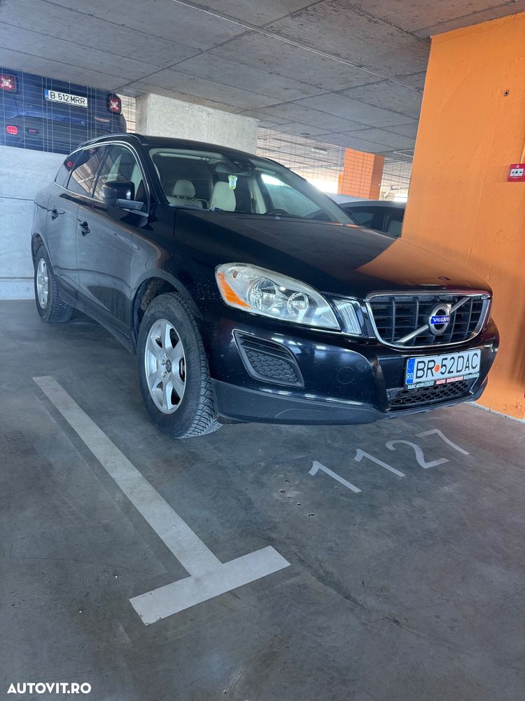 Volvo XC 60 2.4D AWD Momentum - 1