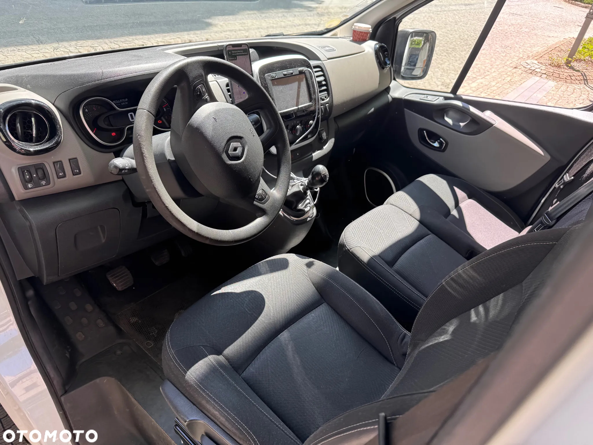 Renault Trafic - 11