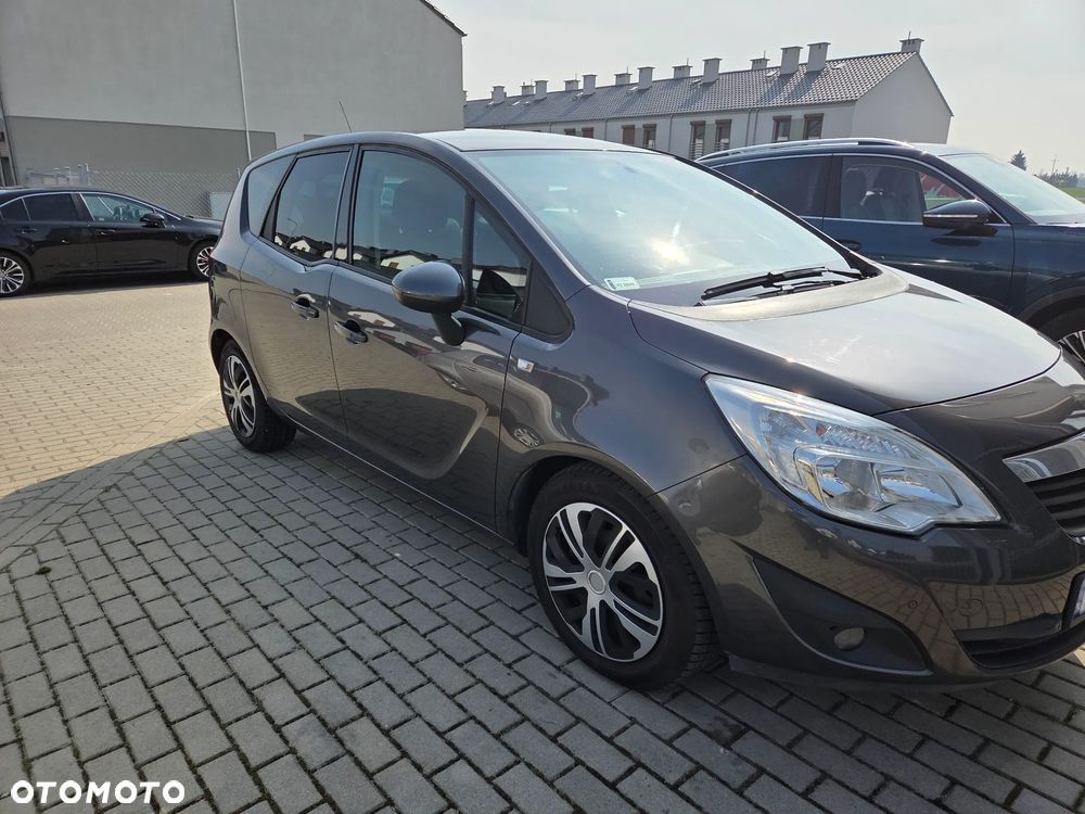 Opel Meriva - 8