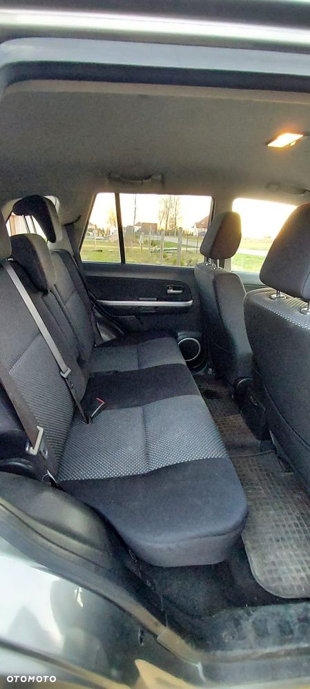 Suzuki Grand Vitara 1.9 DDiS - 13