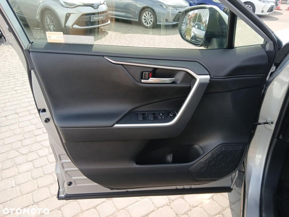 Toyota RAV4 - 21