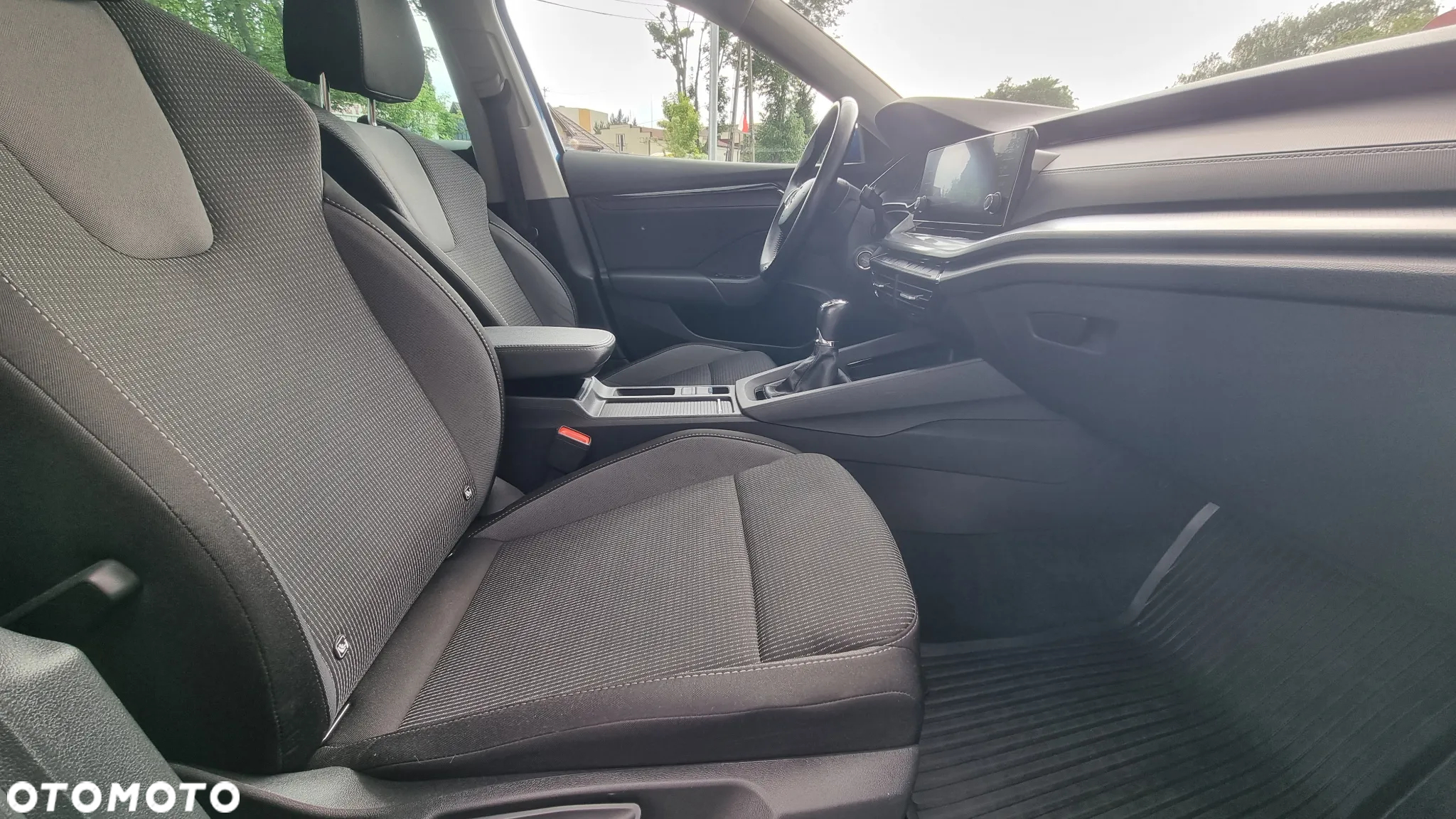Skoda Octavia 2.0 TDI SCR Ambition - 24