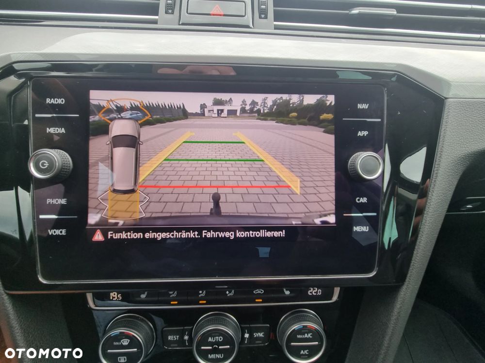 Volkswagen Passat Variant - 13