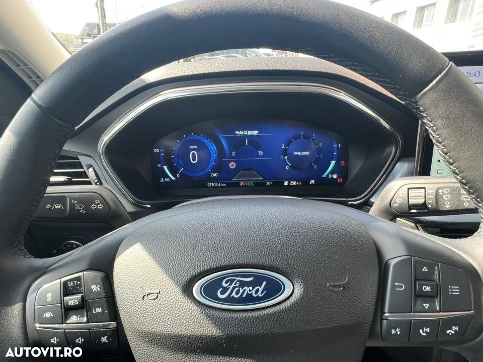 Ford Focus - 10