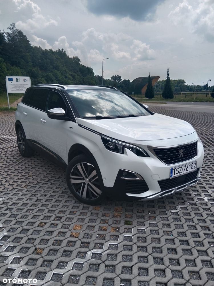 Peugeot 5008 - 1