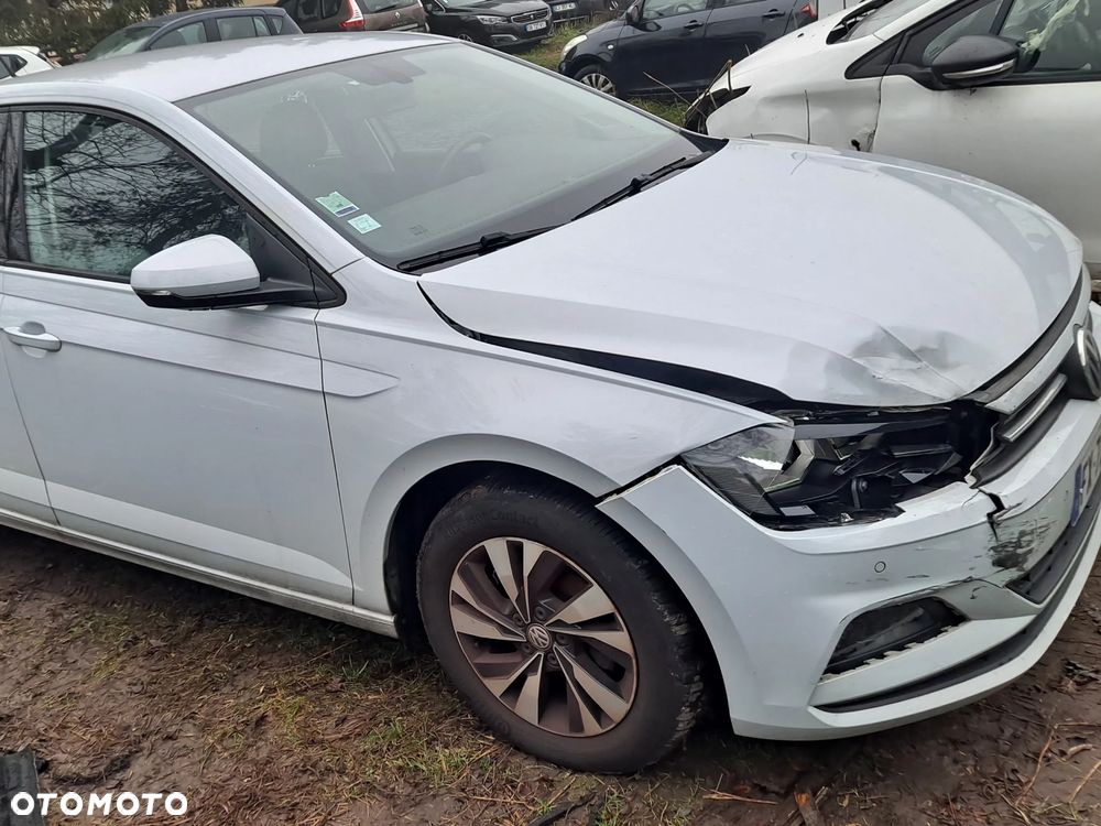 Volkswagen Polo - 4