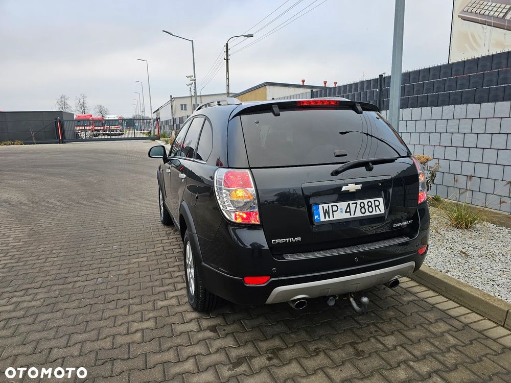 Chevrolet Captiva 2.2 D LT+ - 28