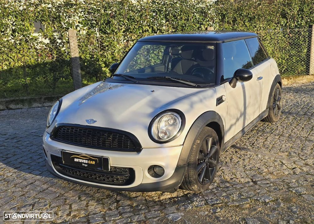 MINI 3 Portas Cooper D - 4