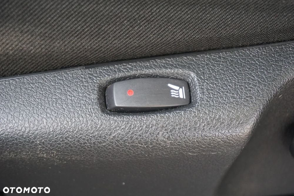 Nissan NV300 - 16