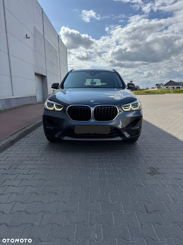 BMW X1 sDrive18d Advantage sport - 4
