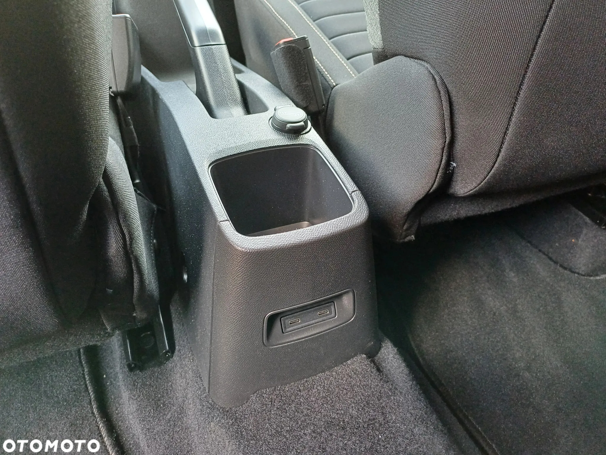 Citroën C3 Aircross 1.2 Turbo Plus S&S - 13