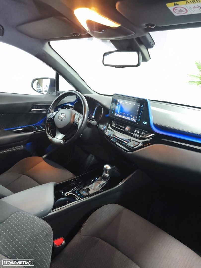 Toyota C-HR 1.8 HSD Exclusive+P.Luxury - 15