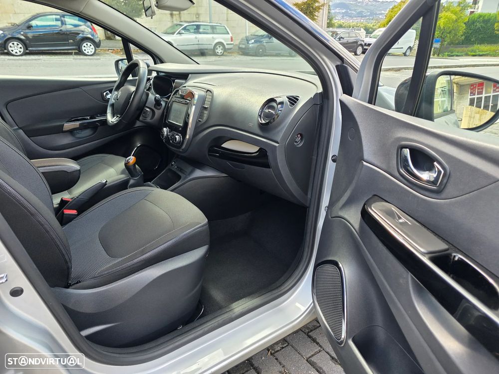 Renault Captur 0.9 TCE Exclusive - 19