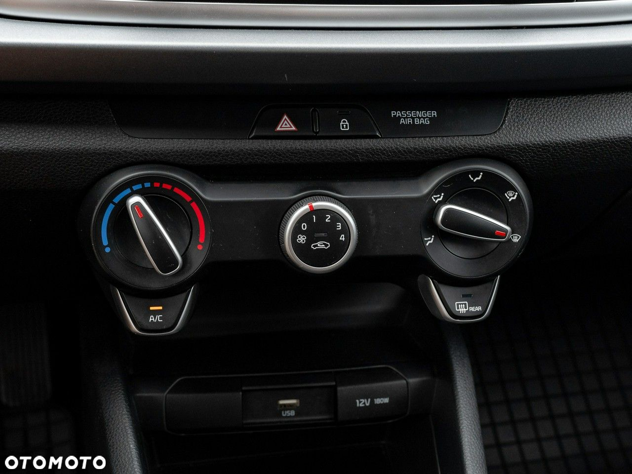 Kia Rio 1.2 M - 21