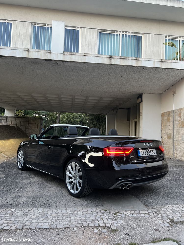 Audi A5 Cabrio 2.0 TDi quattro S-line - 33
