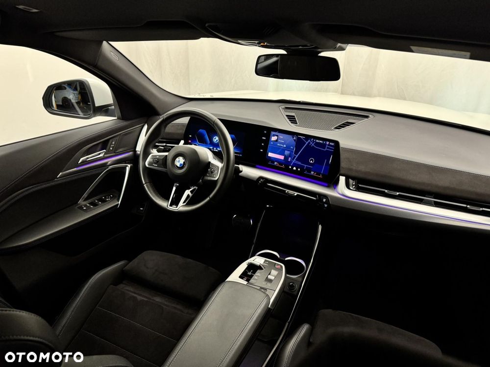 BMW X2 - 32