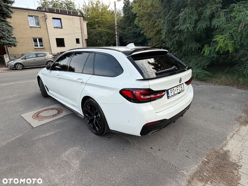 BMW Seria 5 530d xDrive mHEV M Sport sport - 4
