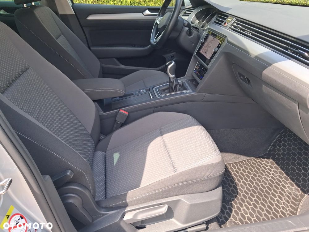 Volkswagen Passat 2.0 TDI EVO Business - 11