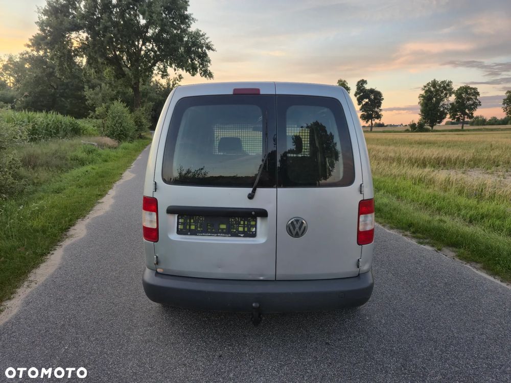 Volkswagen Caddy - 11