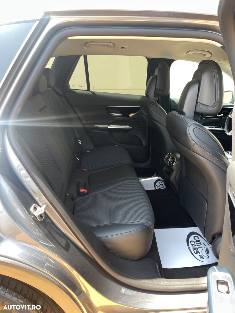 Mercedes-Benz GLC 220 d 4Matic 9G-TRONIC Edition Avantgarde - 25