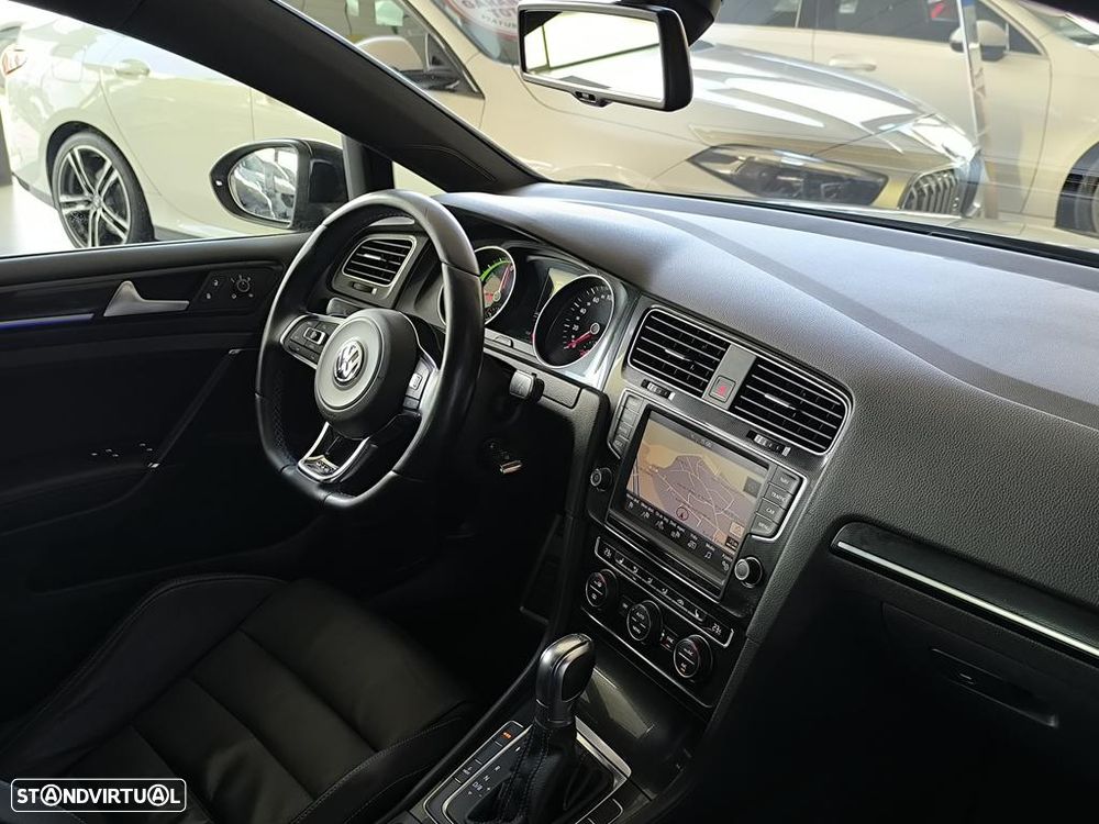 VW Golf 1.4 GTE Plug-In-Hybrid DSG - 35
