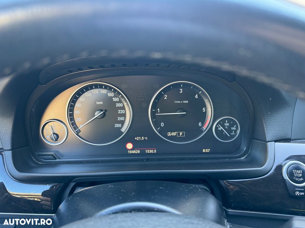 BMW Seria 5 525d Aut. Luxury Line - 18