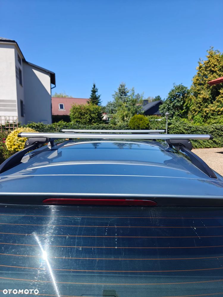 Volkswagen Passat 2.0 TDI DPF BlueMot Trendline - 10