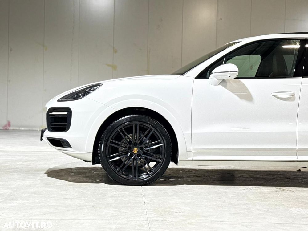 Porsche Cayenne Standard - 15