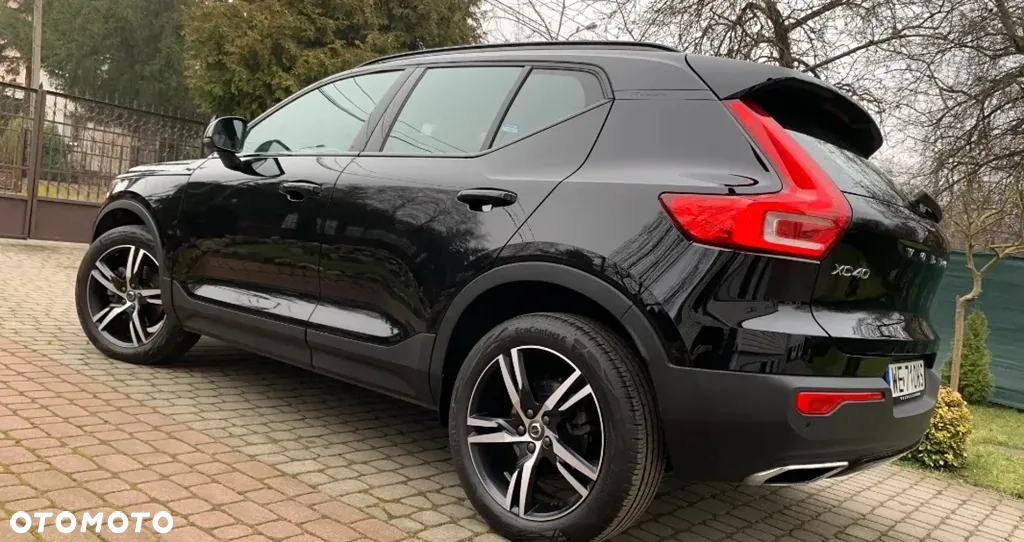 Volvo XC 40 T4 AWD R-Design - 5