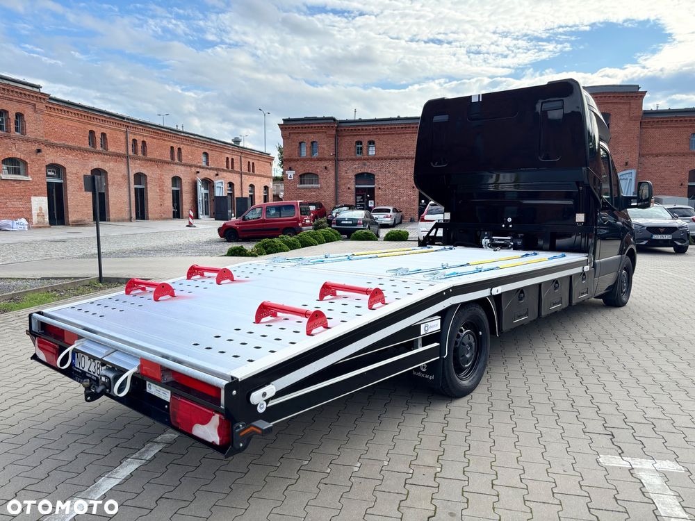 Mercedes-Benz Sprinter - 6