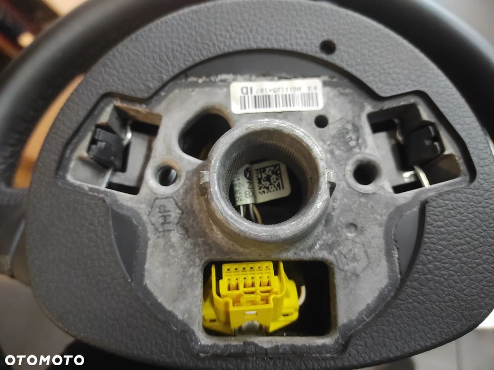 KIEROWNICA 3 RAMIENNA SKÓRA SKÓRZANA MULTIFUNKCJA R LINE VW TIGUAN PASSAT B6 B7 CC SIROCCO CADDY GOLF 5 6 TOURAN EOS POLO 5 6 WYSYŁKA !!! - 7