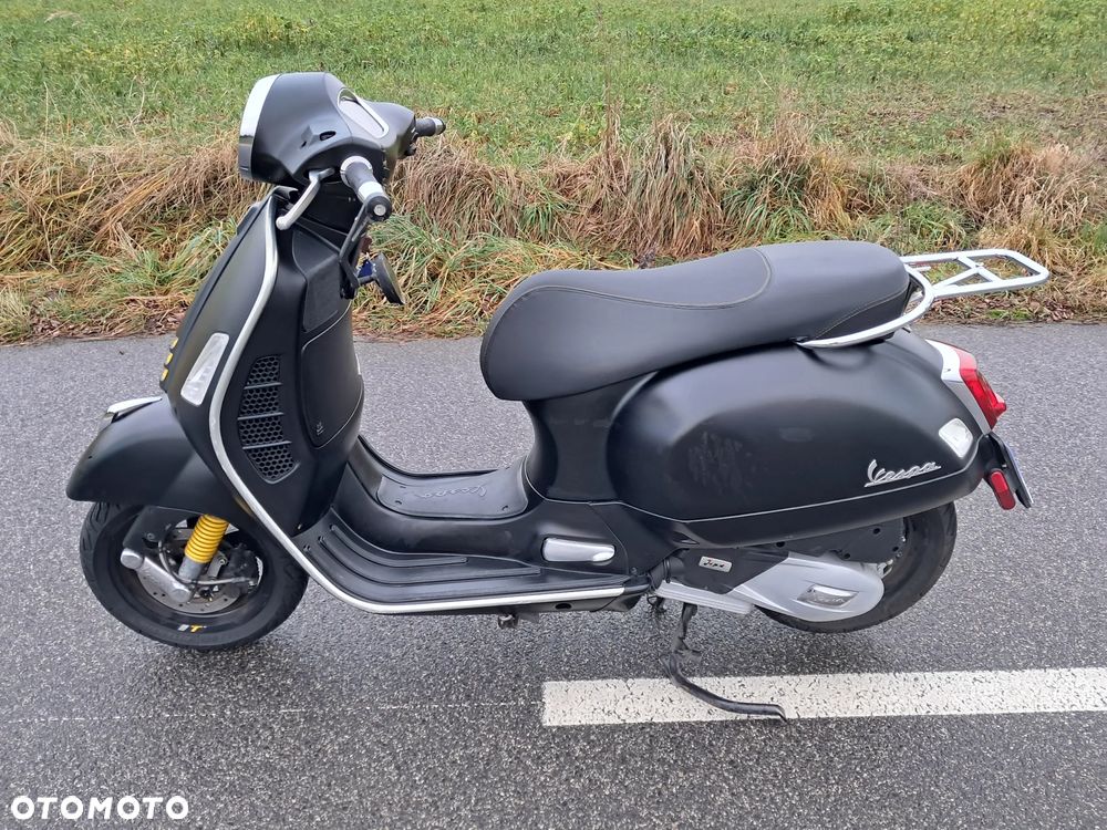 Piaggio Vespa - 3