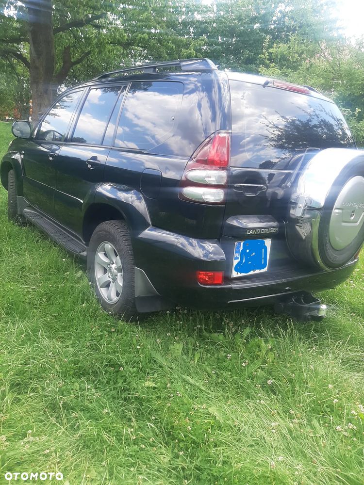 Toyota Land Cruiser - 4